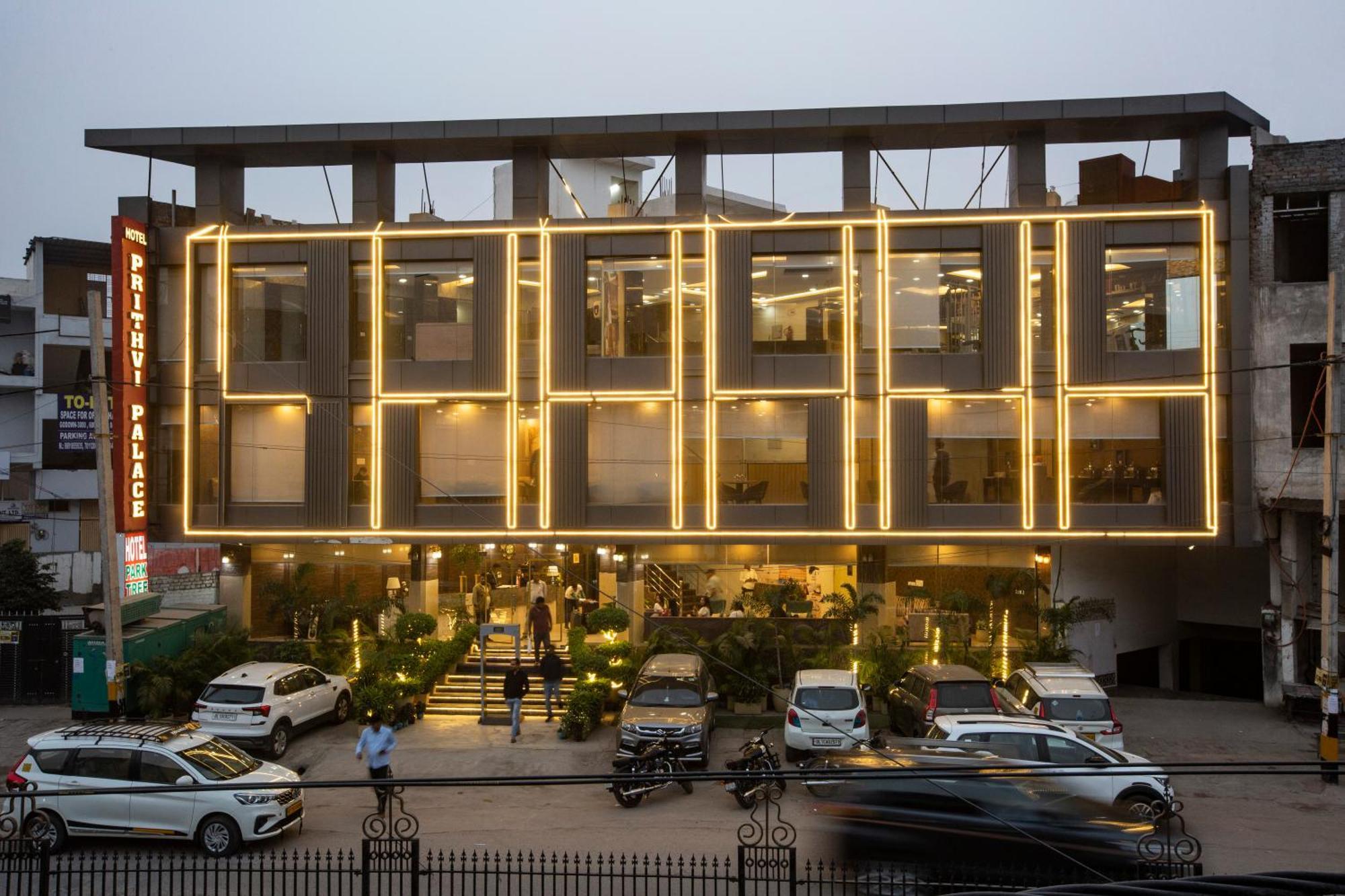 Hotel Prithvi-Raj Near Delhi Airport 新德里 外观 照片
