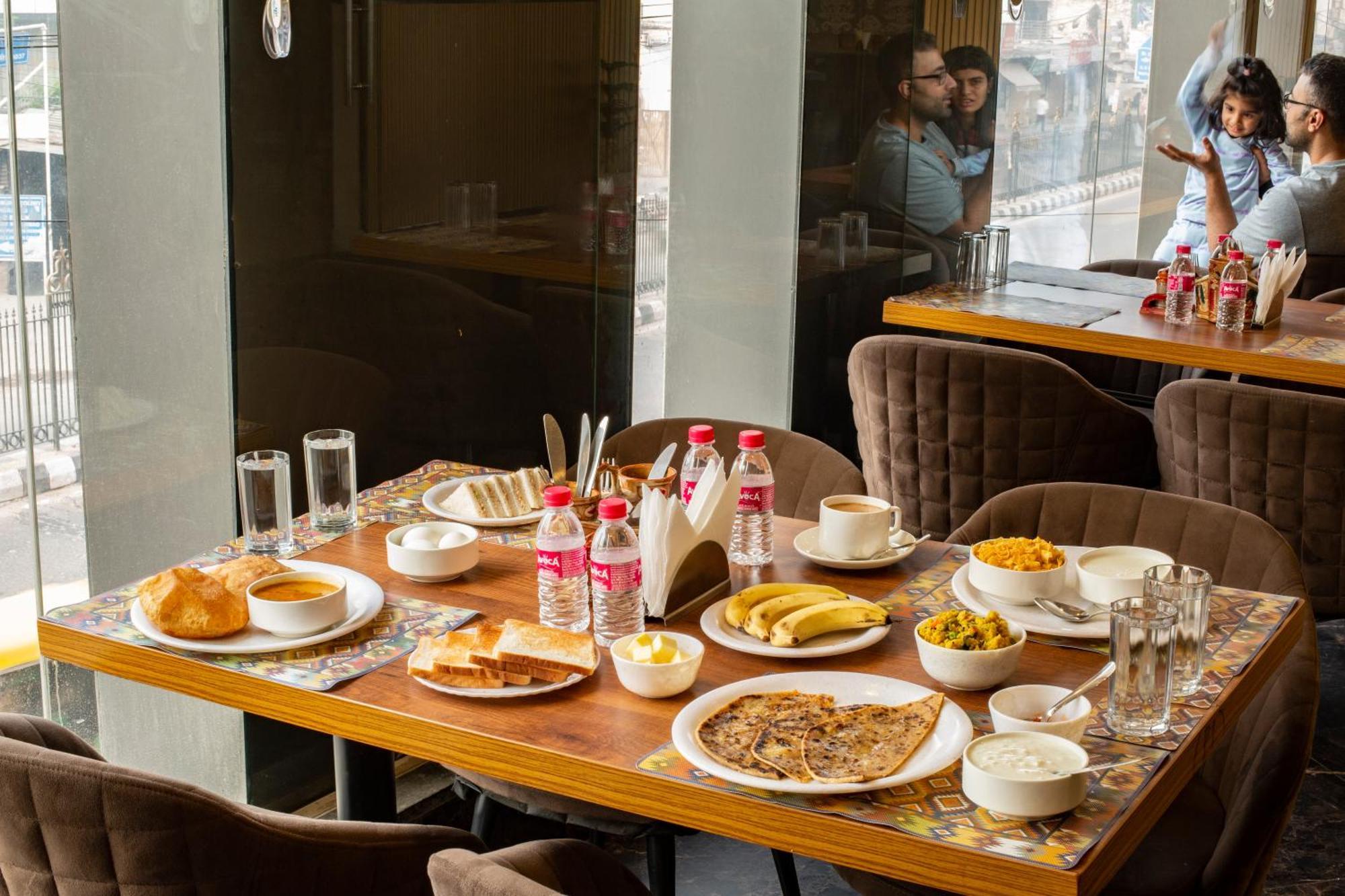 Hotel Prithvi-Raj Near Delhi Airport 新德里 外观 照片