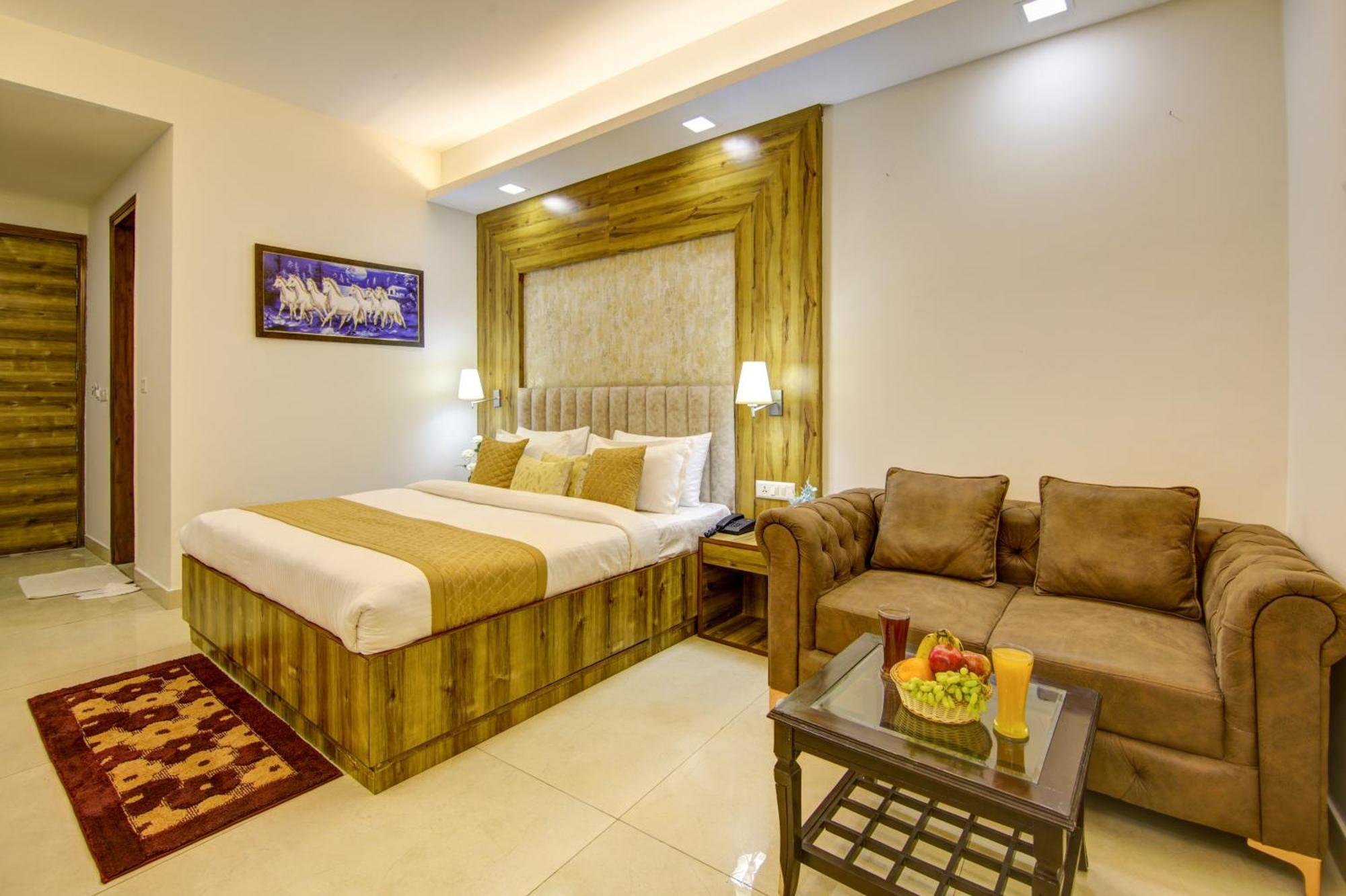 Hotel Prithvi-Raj Near Delhi Airport 新德里 外观 照片